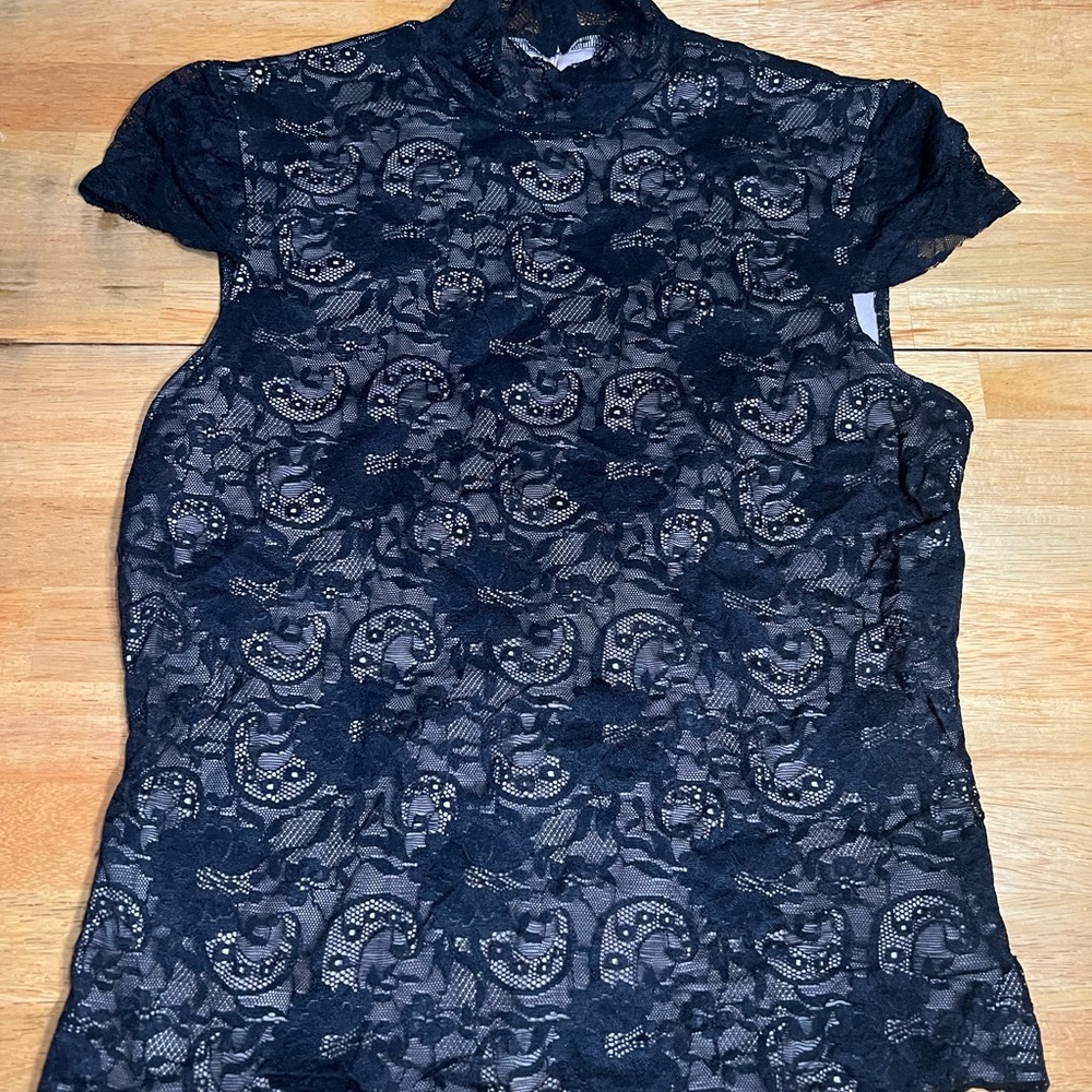 flower black tight top